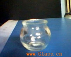 時光的容器 玻璃瓶與白酒瓶的藝術(shù)與記憶